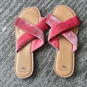 GAP Barbie Pink Velvet Criss Cross Slides size 8